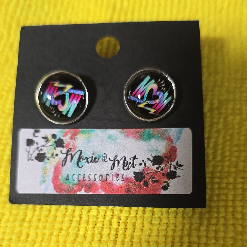 "MOM" Colorful Earrings